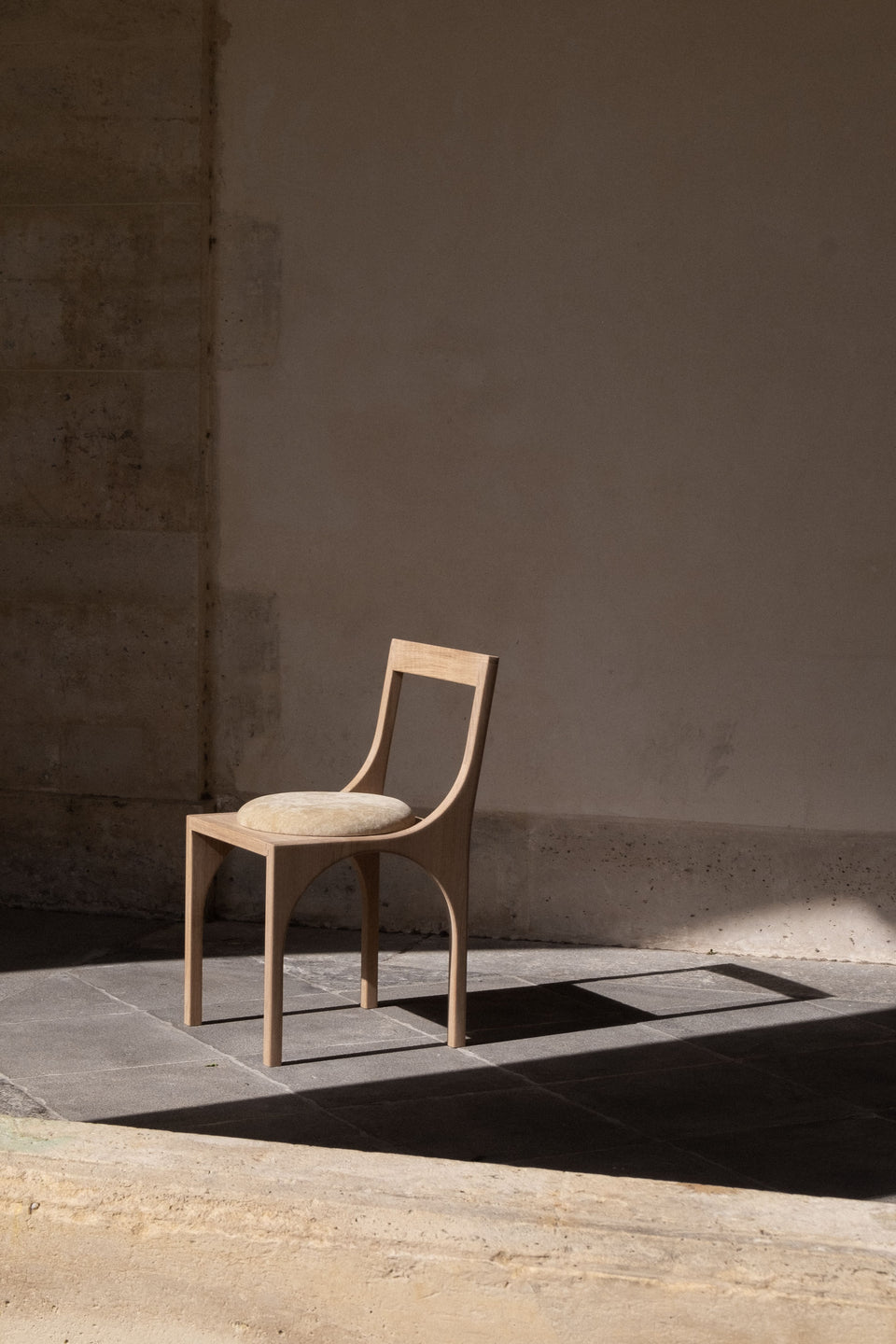 Calyx Chair ‚Äî Chêne naturel