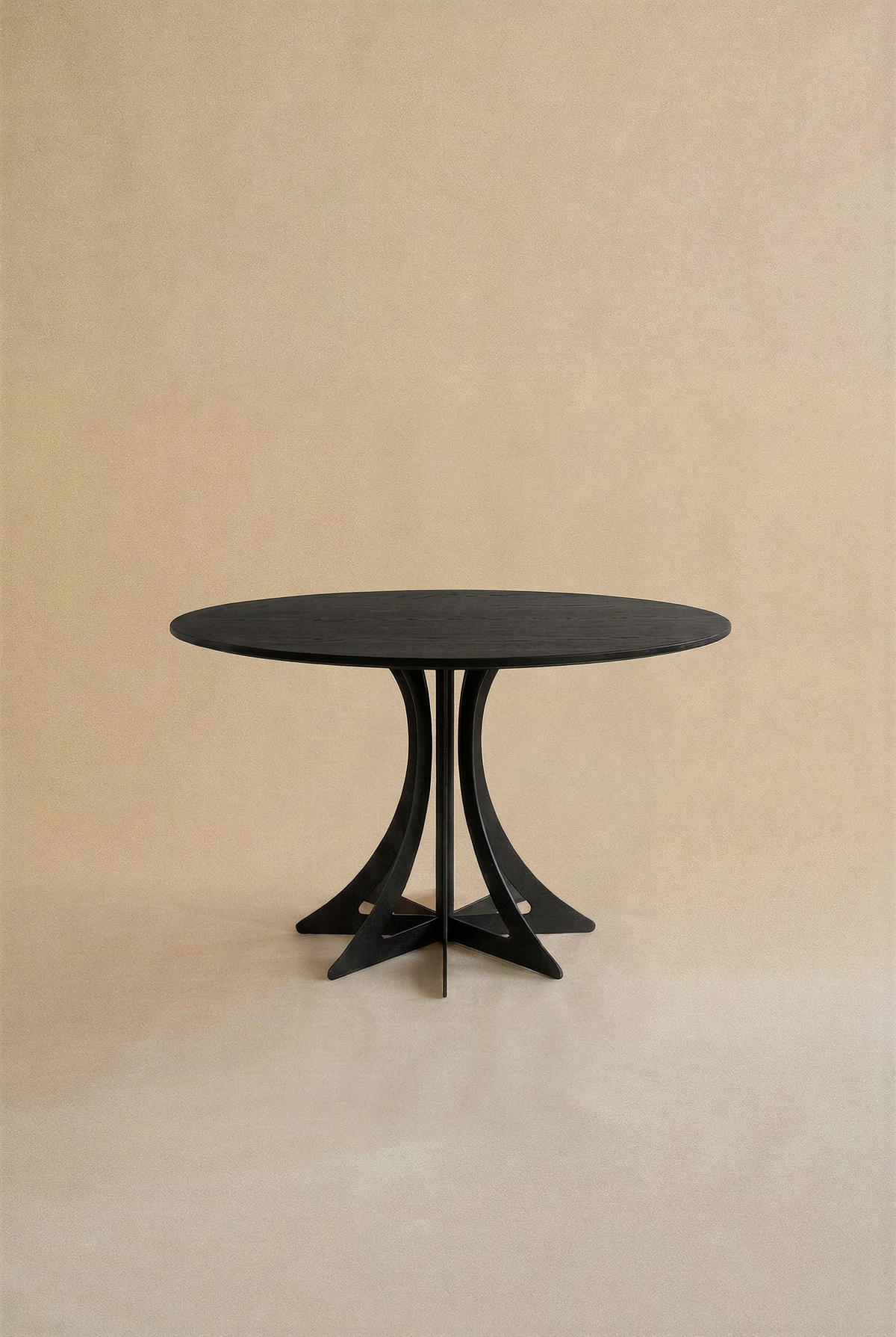 Fibonacci Table - Black steel and solid wood