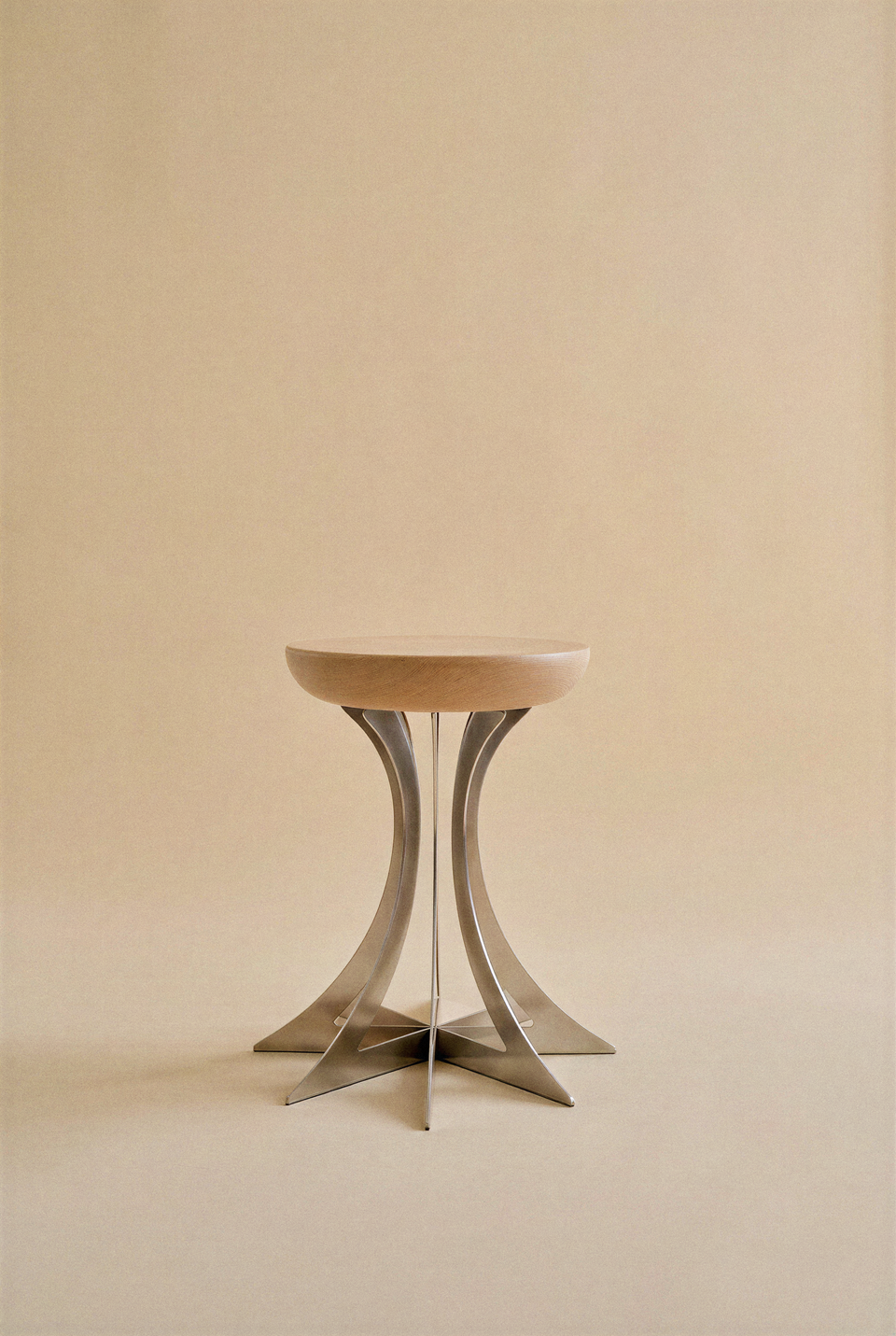 Table d'appoint Fibonacci - Acier inoxydable ‚Äî Hêtre naturel